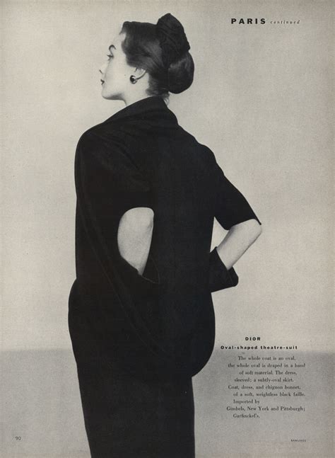 christian dior atelier felpa biaca|Tracing Christian Dior’s Changing Silhouettes in Vogue .